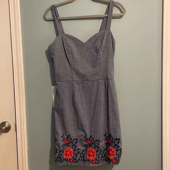 Mi Ami Dress - Picture 1 of 3
